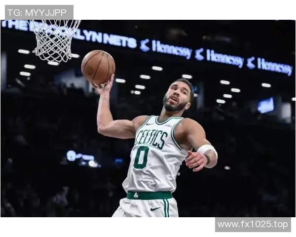 塔图姆荣获月度最佳球员，实至名归